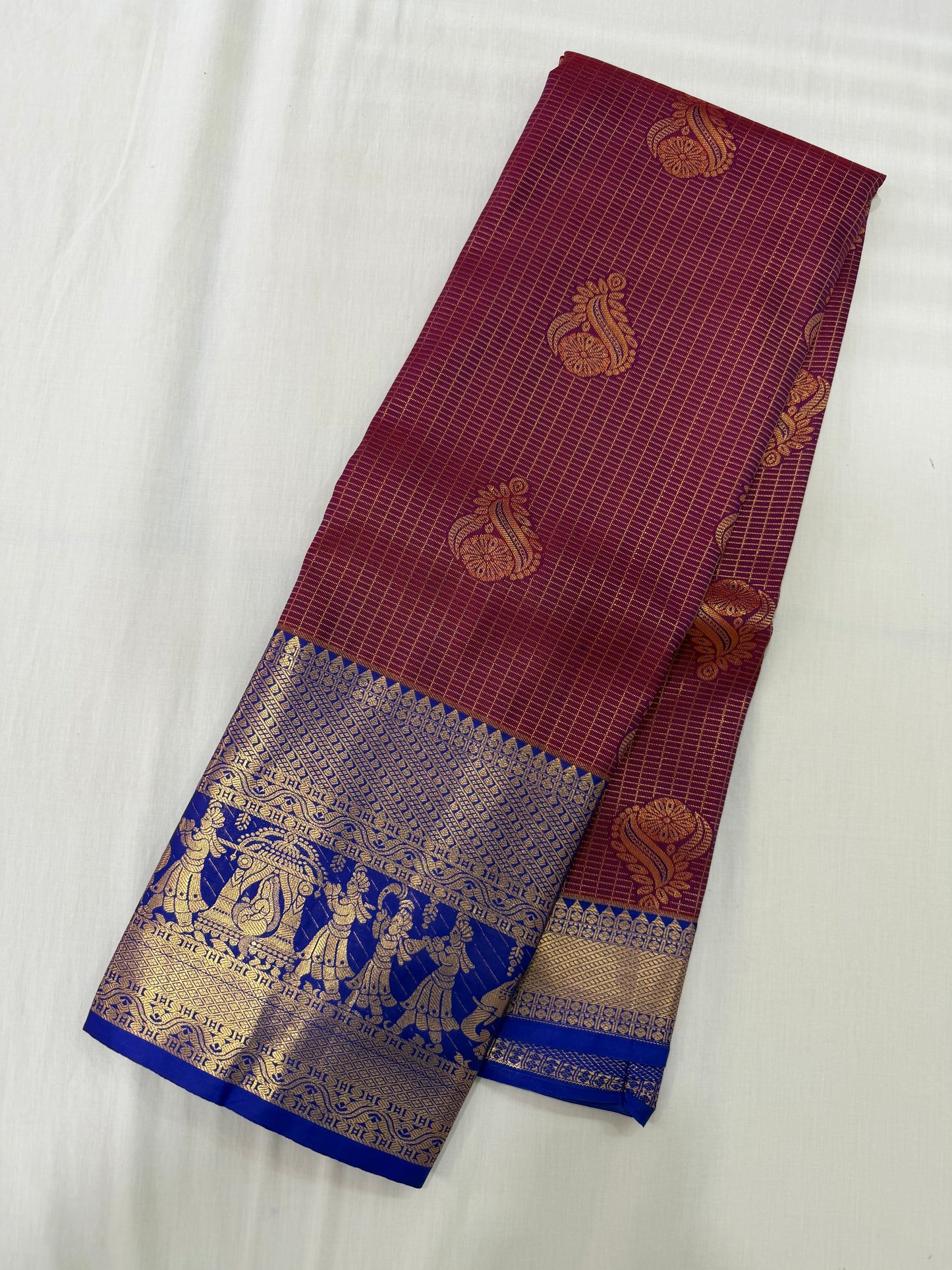 Vintage Maroon Semi Kanchipattu Saree with Gold Zari Checks & Traditional Border