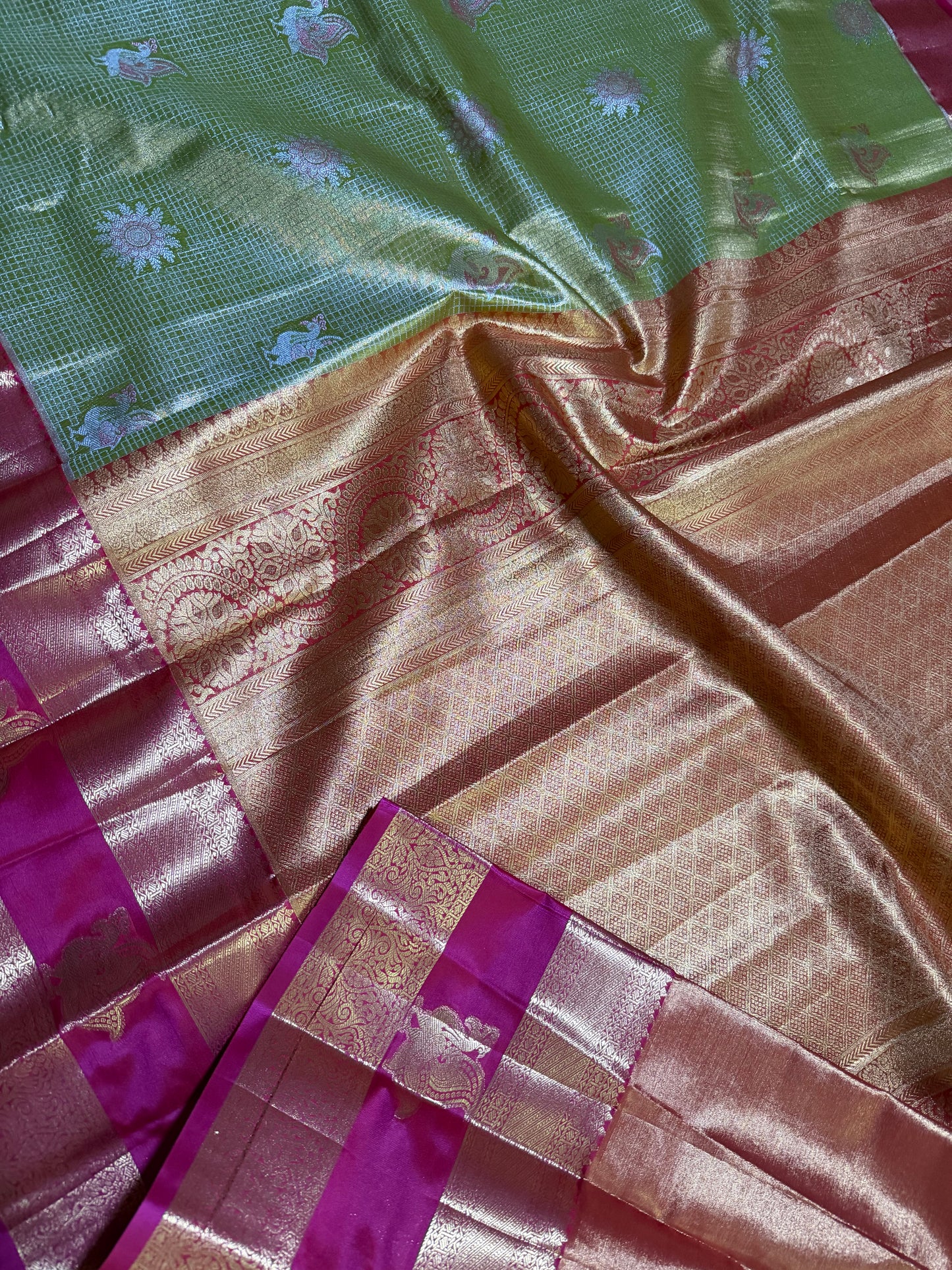 Semi Kanchipattu Tissue Saree – Vintage Checked Body with Elegant Gap Border Motifs