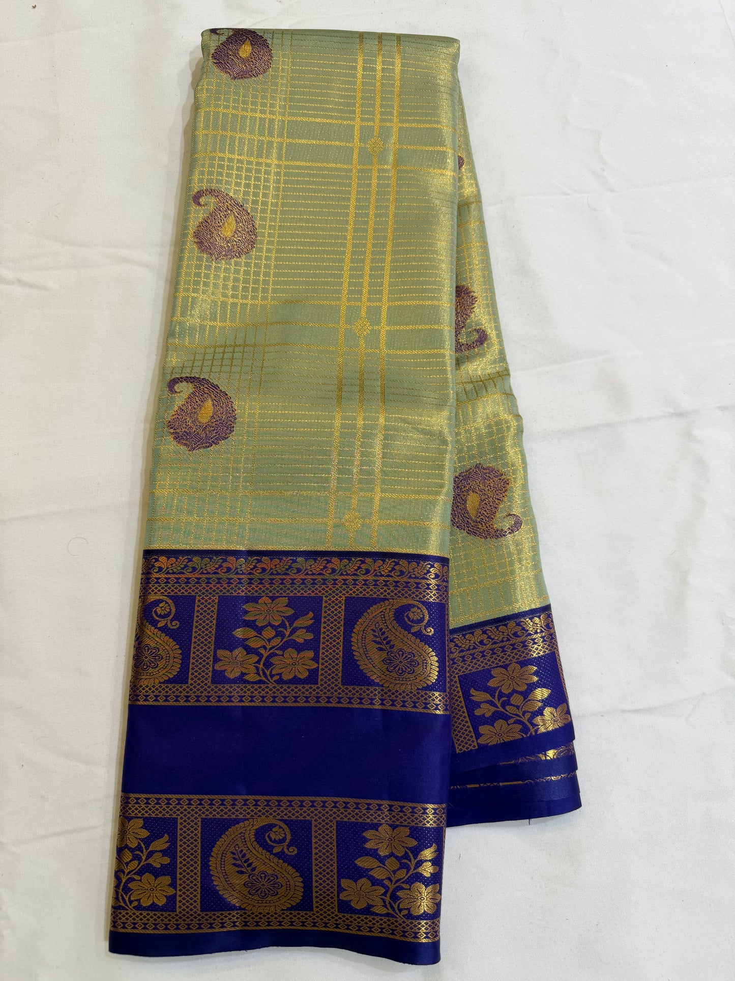 Semi Vintage Premium Quality Saree with Floral & Peacock Motifs | Elegant Gap Border Design