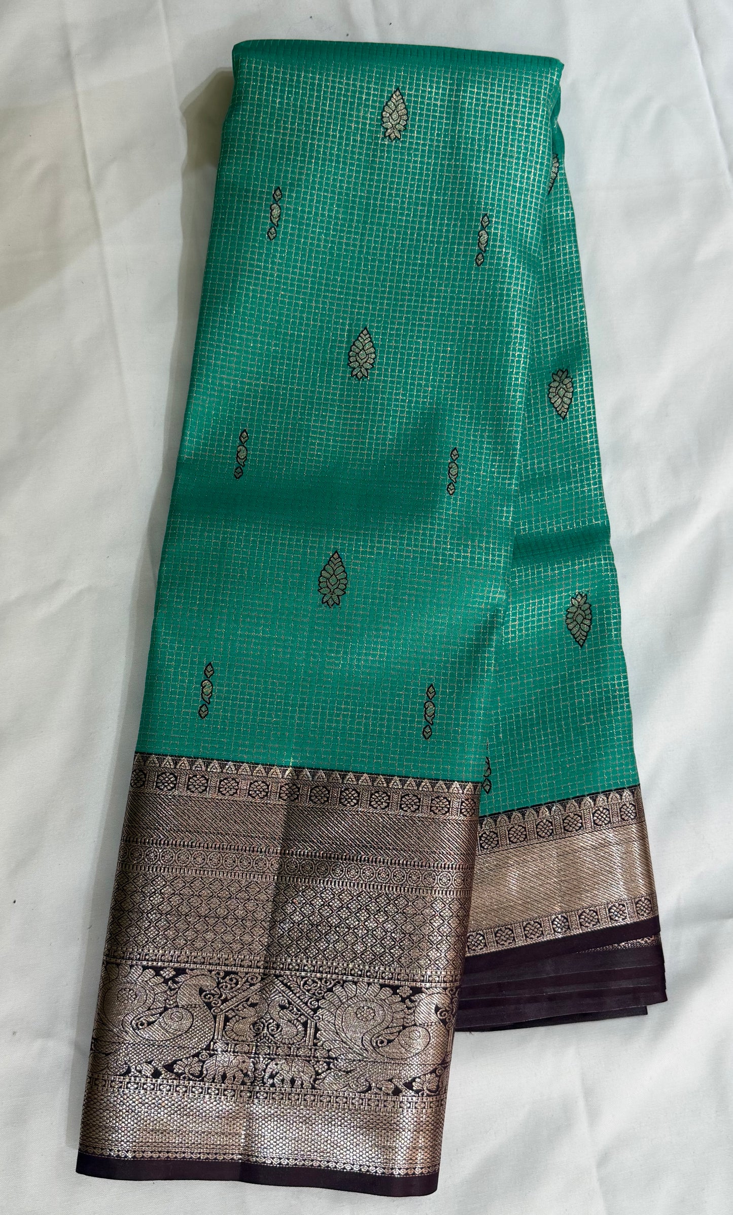 Semi Vintage Premium Quality Saree with Floral & Peacock Motifs | Elegant Gap Border Design