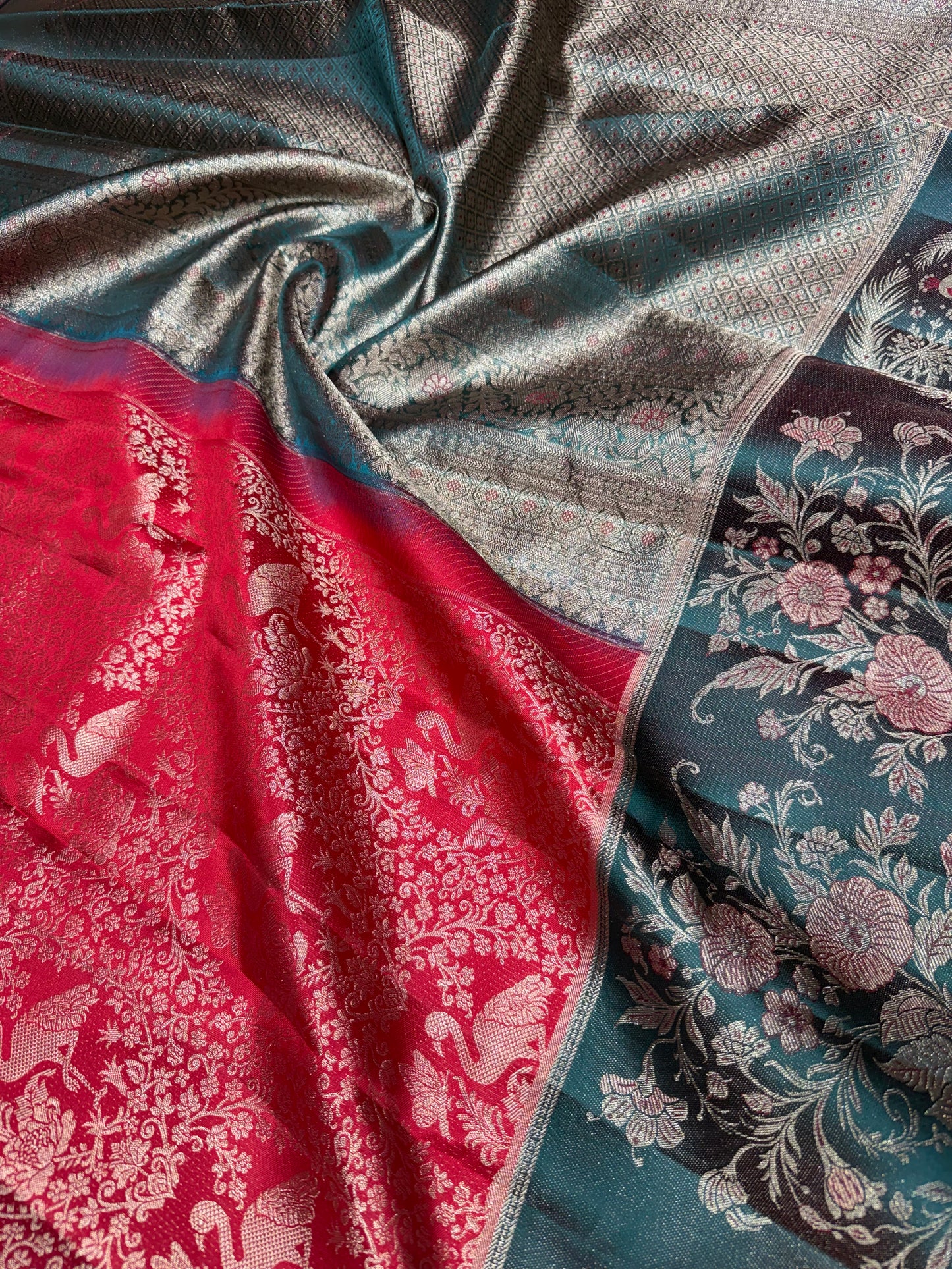 Pure Kanchipuram Handloom Silk Saree – Red Body with Bottle Green Meenakari Peacock Border