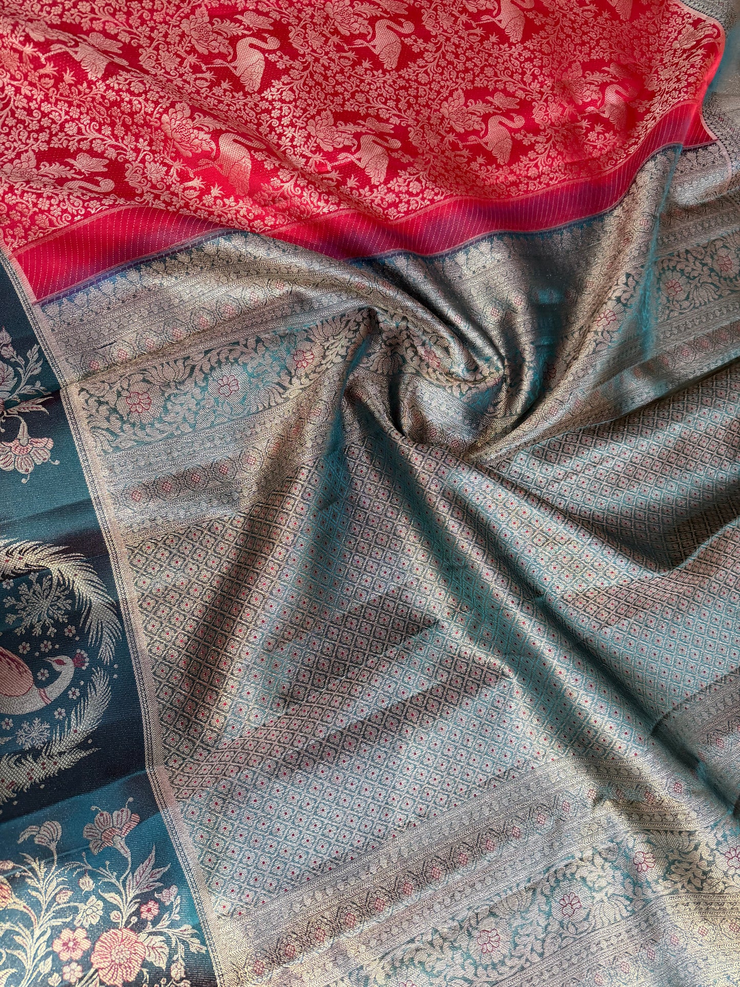 Pure Kanchipuram Handloom Silk Saree – Red Body with Bottle Green Meenakari Peacock Border