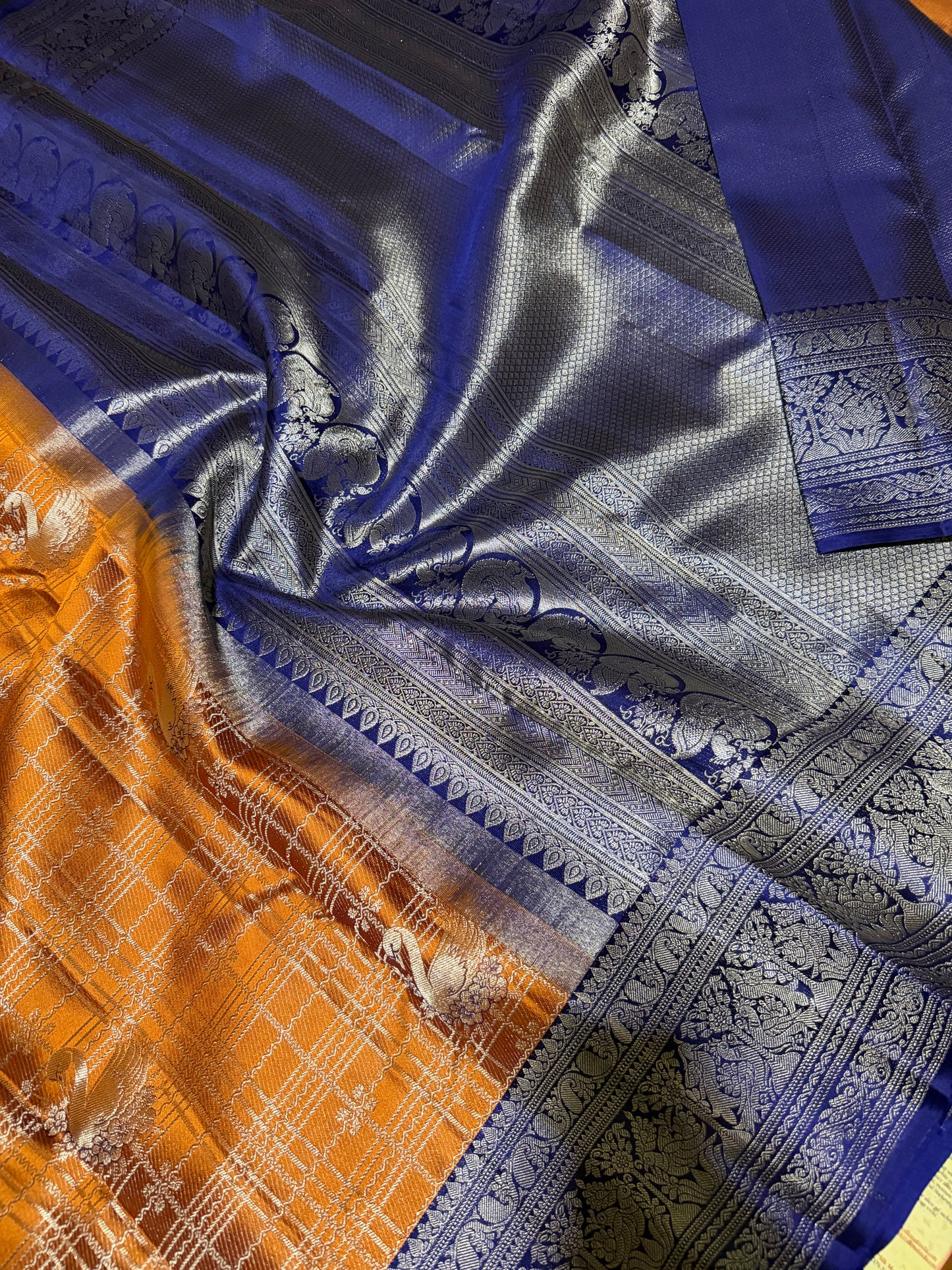 Pure Kanchipuram Vintage Handloom Silk Saree – Gold & Orangish Dual Tone Body with Royal Blue Kanchi Border