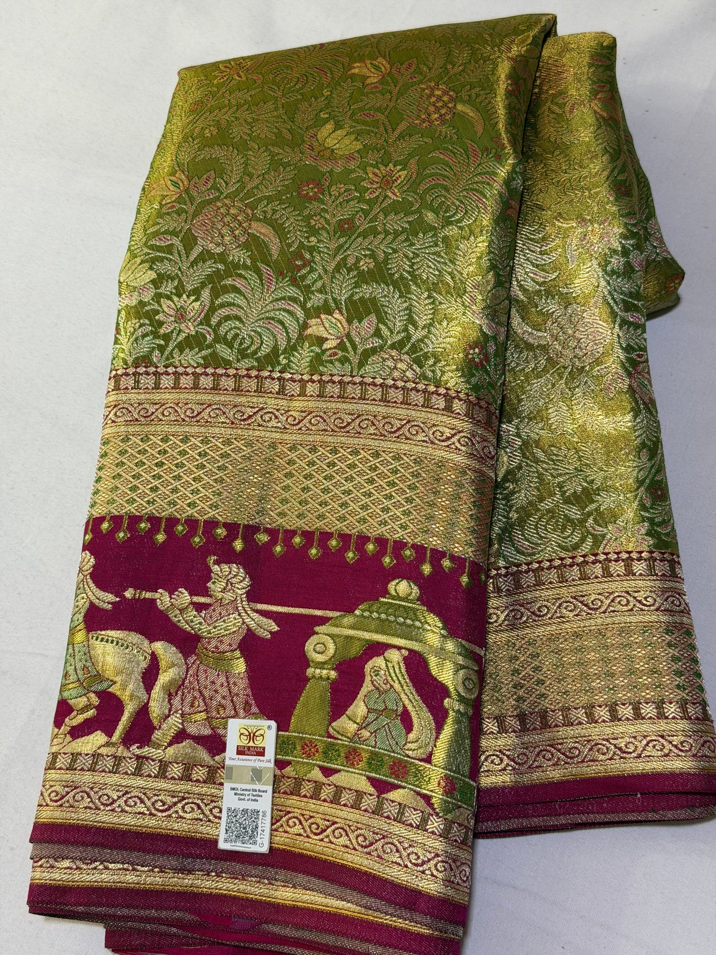Pure Kanchipattu Saree with Green Brocade Body and Red Pallaki Border