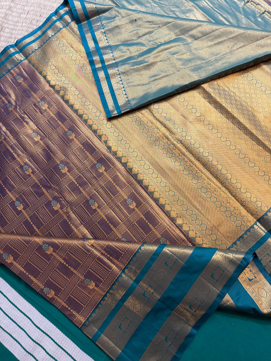 Semi Vintage Premium Quality Saree with Floral & Peacock Motifs | Elegant Gap Border Design