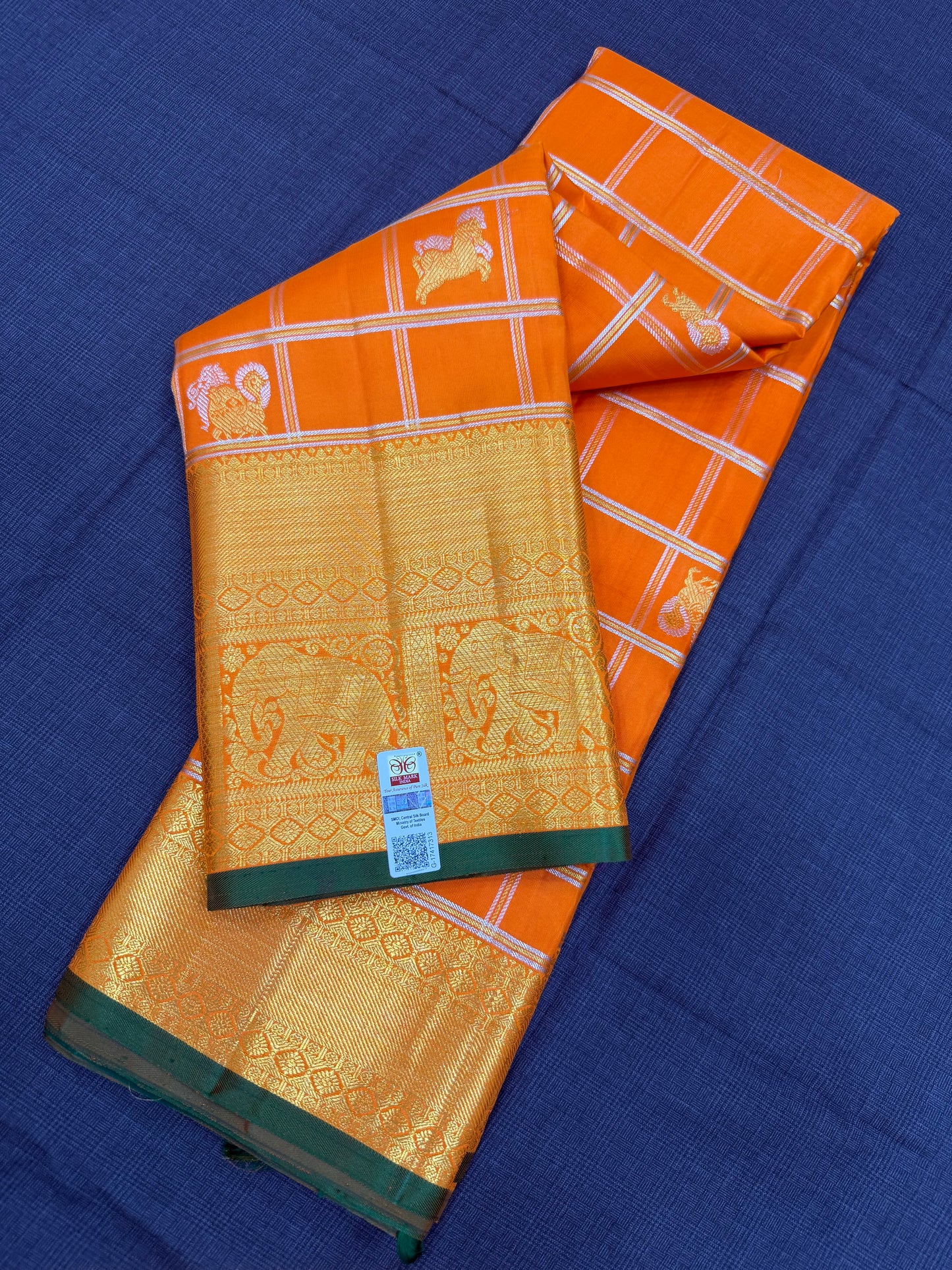Orange Vintage Pure Kanchipattu Saree with Self Kanchi Border & Contrast Dark Green Blouse
