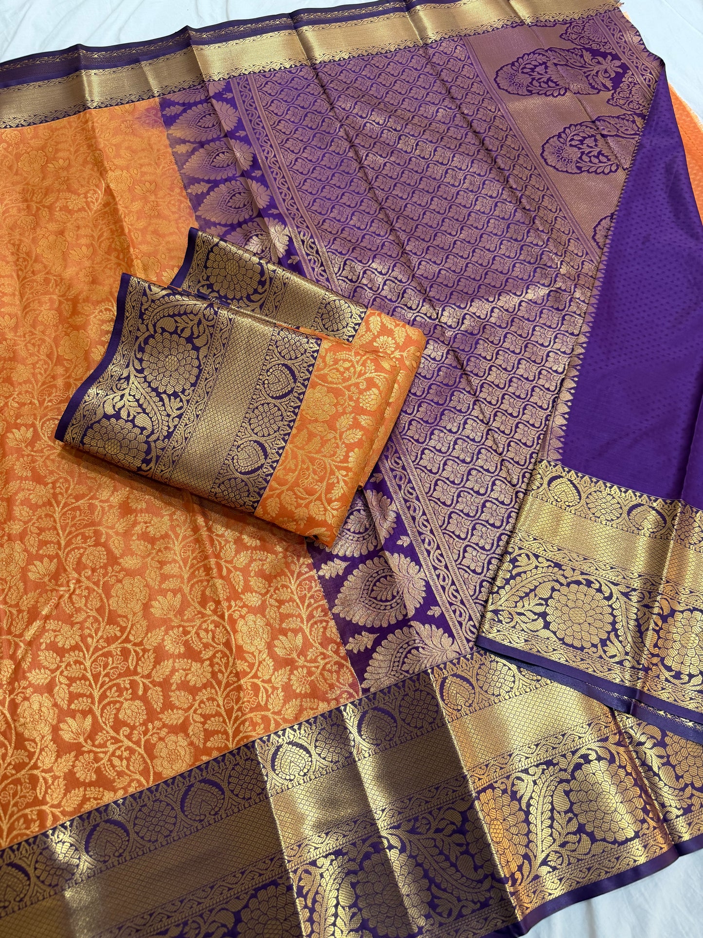 Elegant Semi Kanchi Kuttu Saree – Bold Contrast Weave
