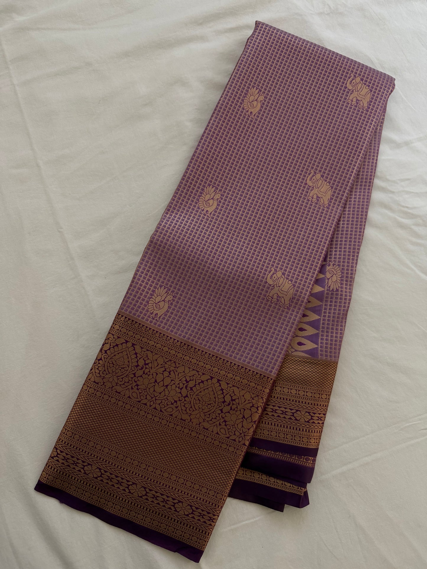 Vintage Lavender purple Semi Kanchipattu Saree with Gold Zari Checks & Traditional Border