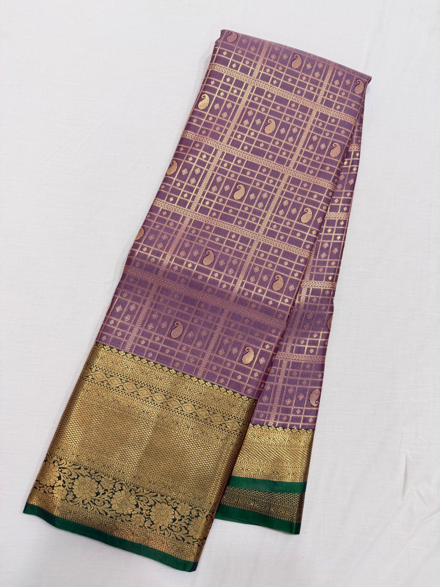 Vintage Lavender Semi Kanchipattu Saree with Gold Zari Checks & Traditional Border