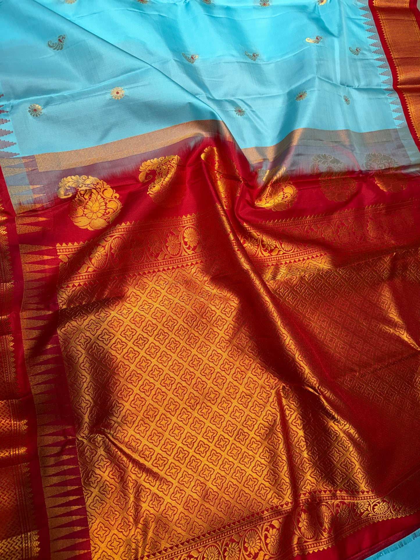 Pure Gadwal Silk Kanchipuram Saree with Sea Blue Body & Red Gopuram Kanchi Border