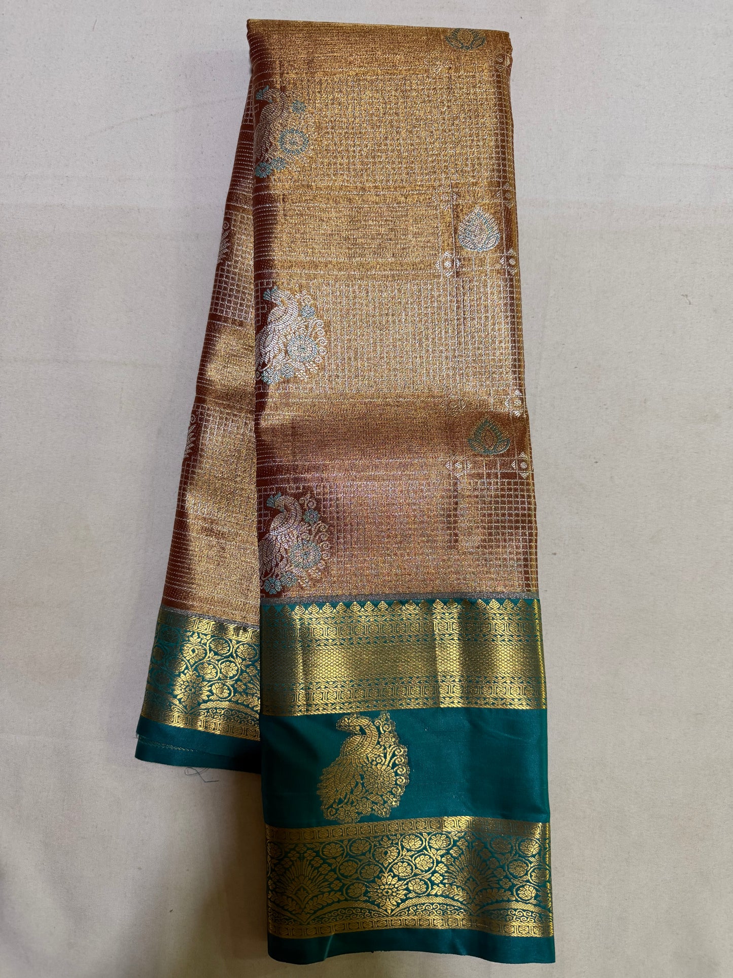 Semi Kanchipattu Tissue Saree – Vintage Checked Body with Elegant Gap Border Motifs