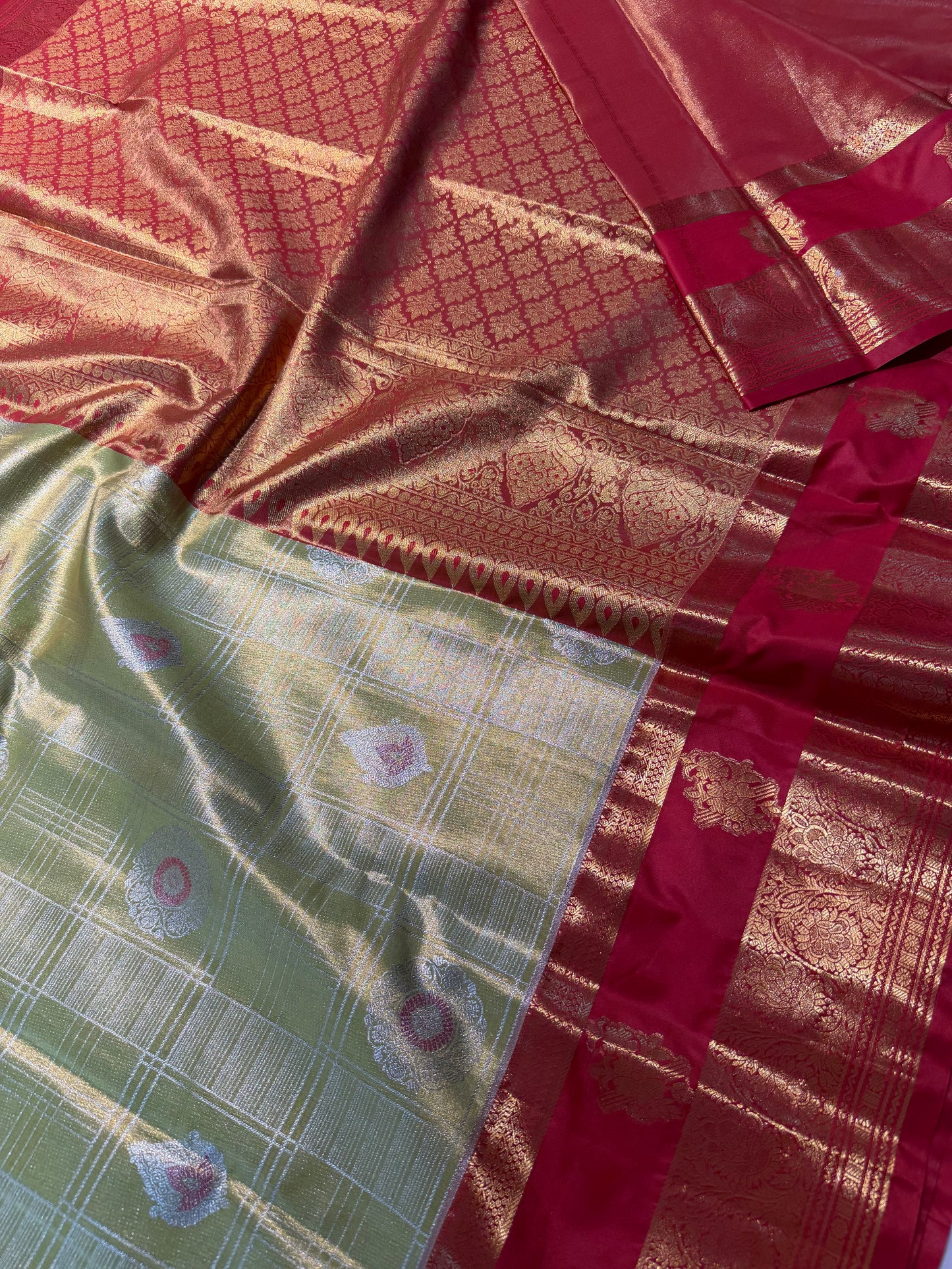 Semi Kanchipattu Tissue Saree – Vintage Checked Body with Elegant Gap Border Motifs