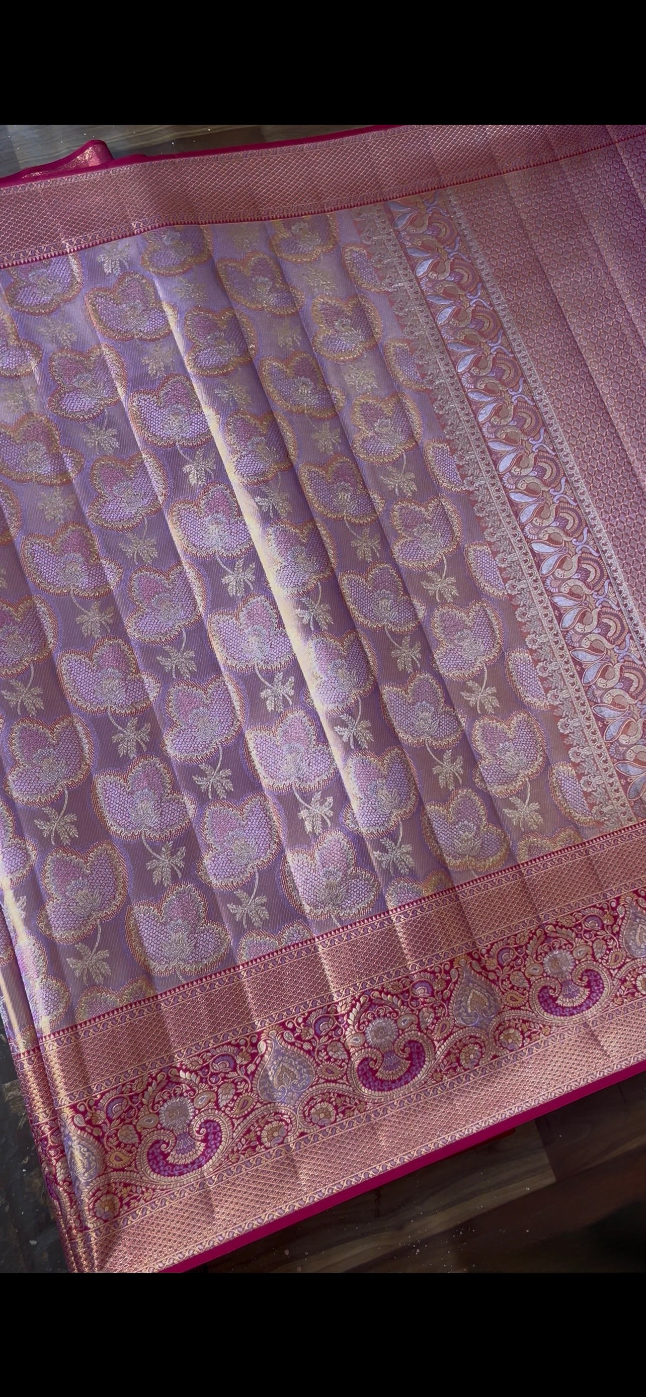 Lavender Pure Kanchipattu Saree with Meenakari Border and 1 Gram Silver Zari
