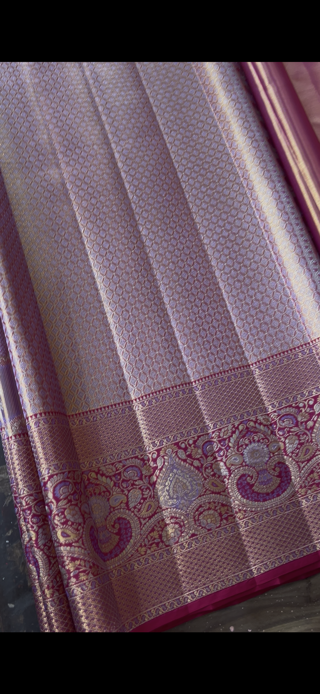 Lavender Pure Kanchipattu Saree with Meenakari Border and 1 Gram Silver Zari