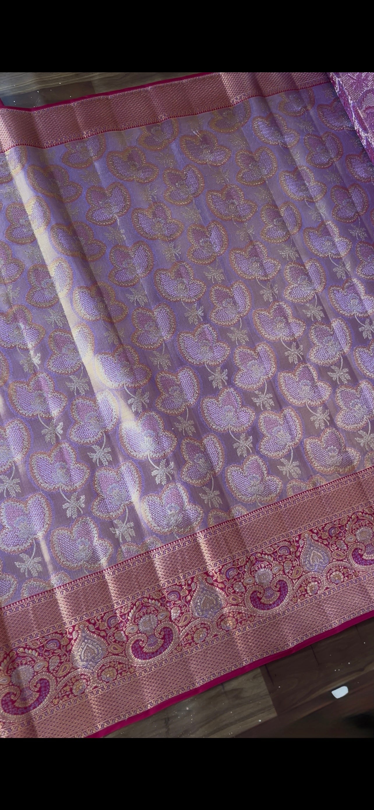 Lavender Pure Kanchipattu Saree with Meenakari Border and 1 Gram Silver Zari