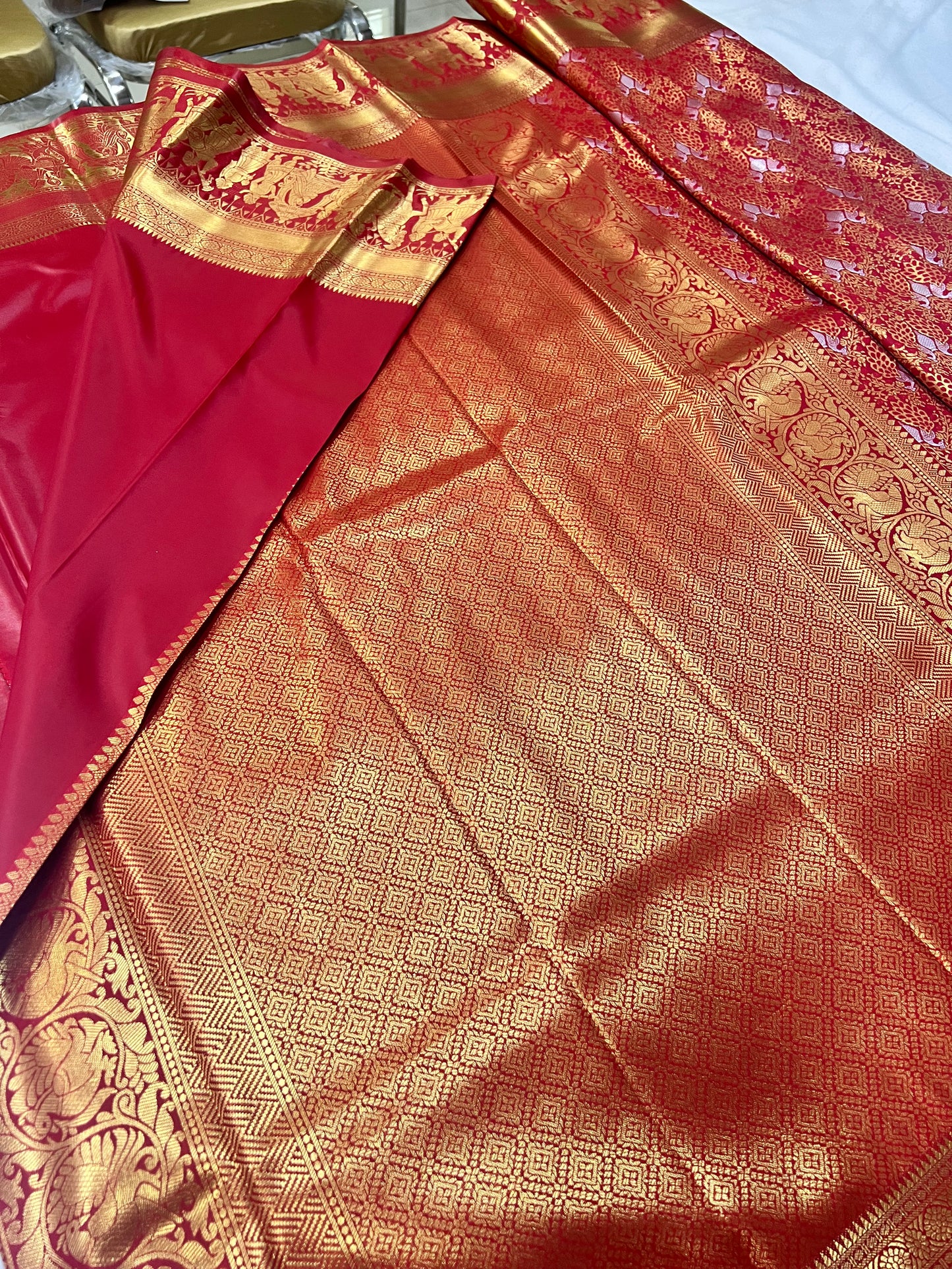 Elegant Red Semi Kanchipattu Saree with Pallaki Border