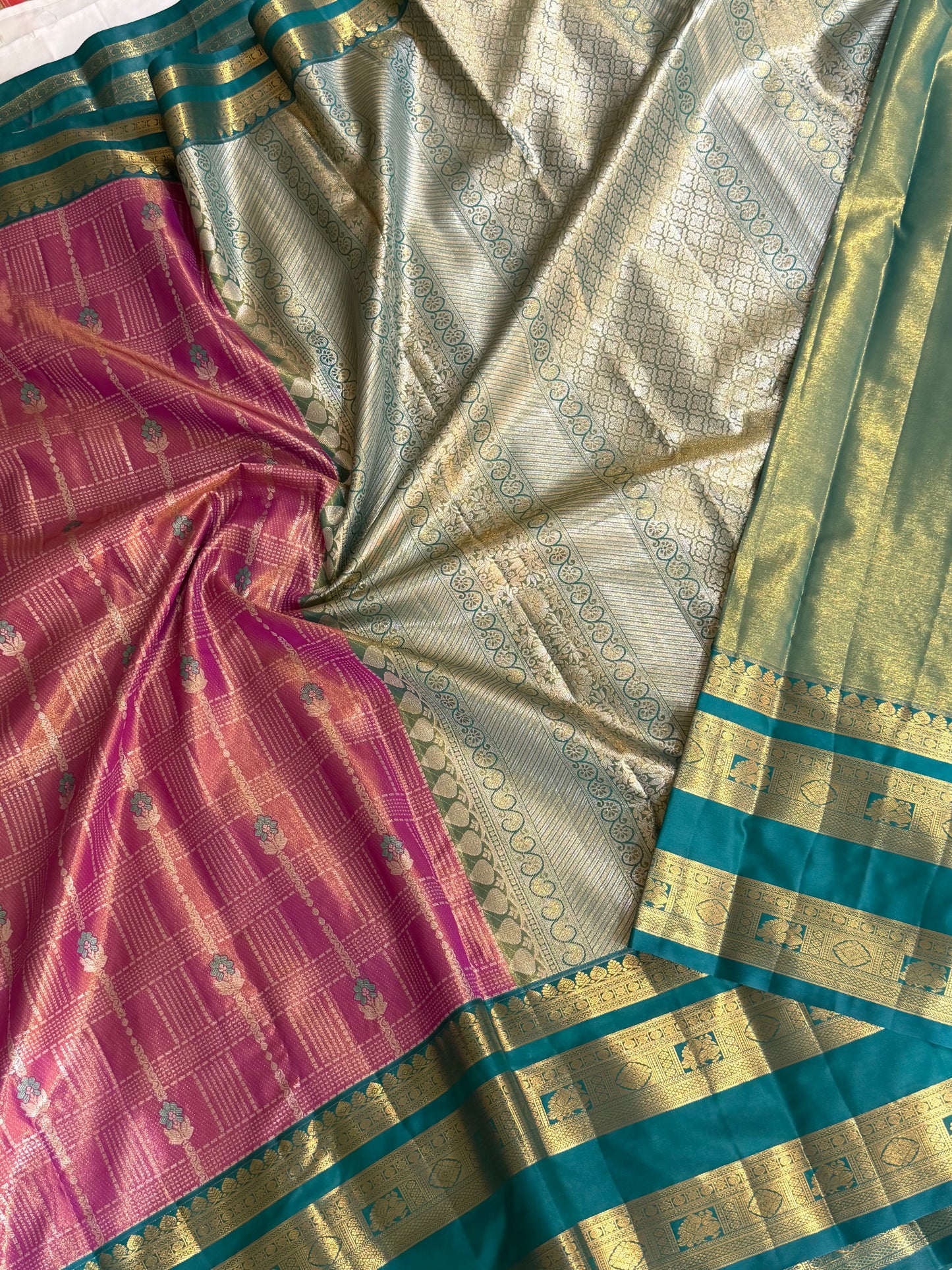 Semi Vintage Premium Quality Saree with Floral & Peacock Motifs | Elegant Gap Border Design