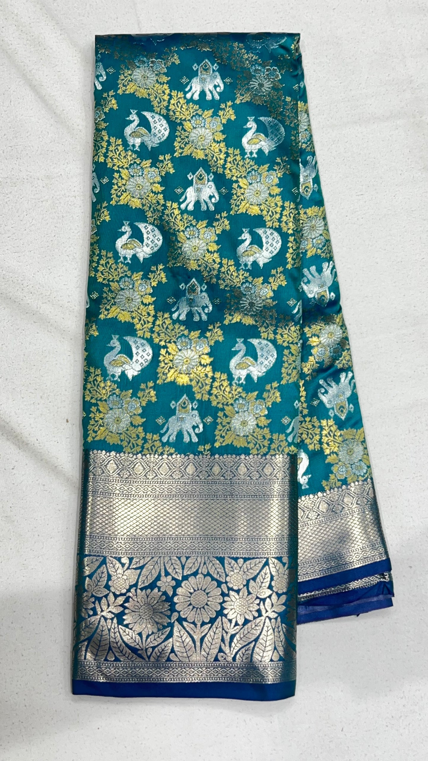 Rich Bottle Green Semi Kanchipattu Saree with Brocade Design