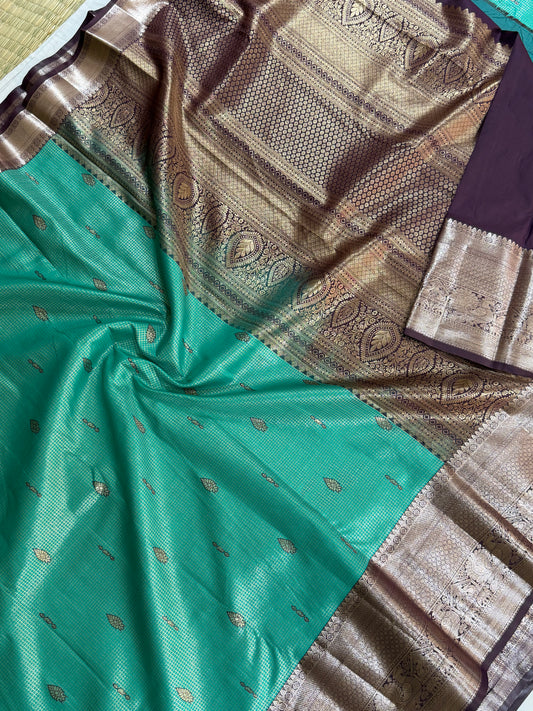 Semi Vintage Premium Quality Saree with Floral & Peacock Motifs | Elegant Gap Border Design