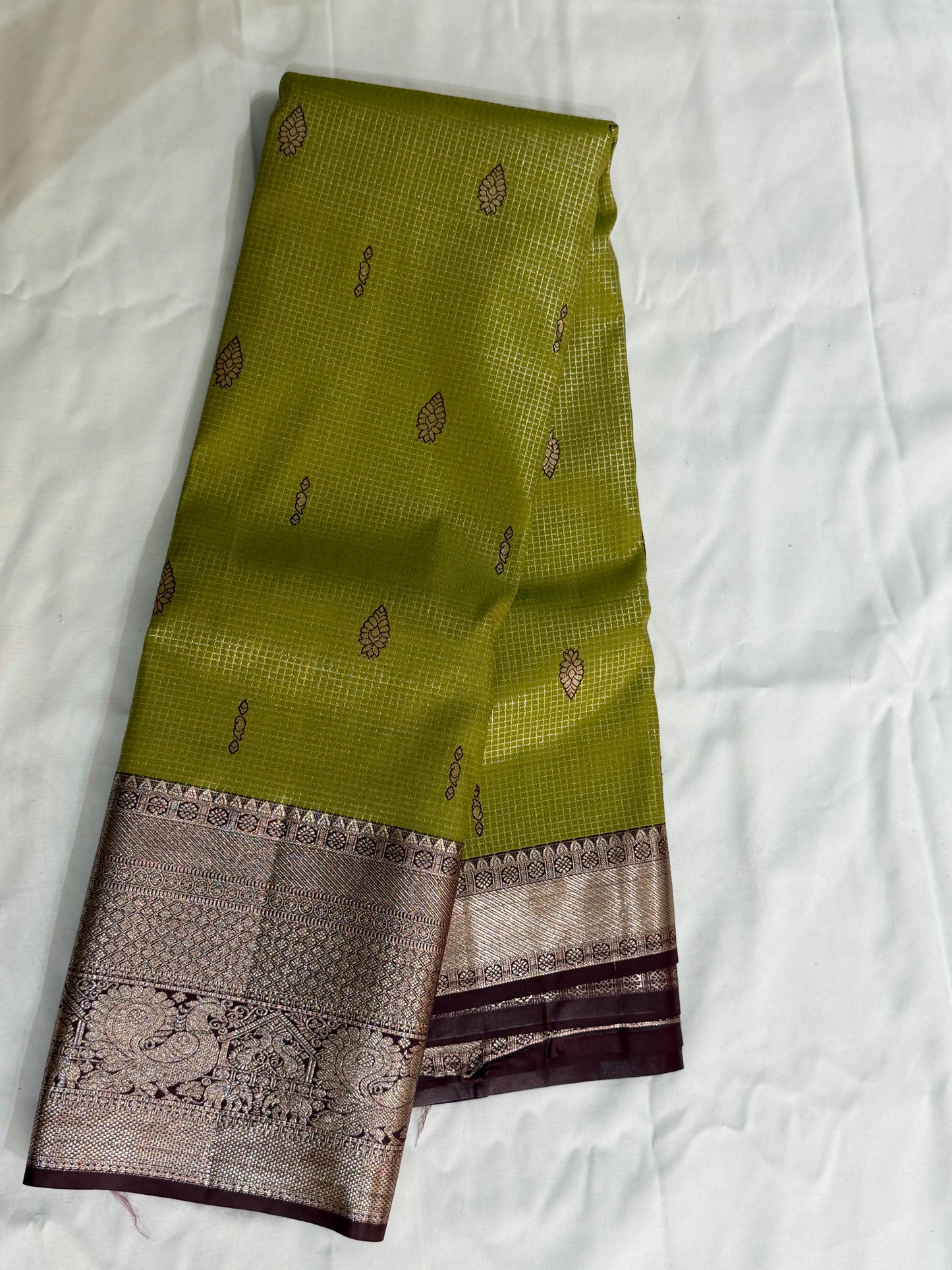Semi Vintage Premium Quality Saree with Floral & Peacock Motifs | Elegant Gap Border Design
