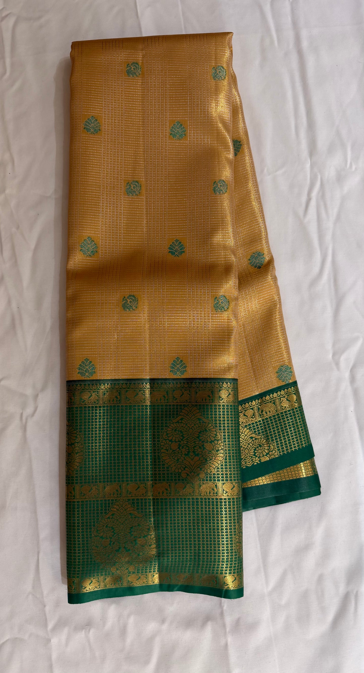 Semi Vintage Premium Quality Saree with Floral & Peacock Motifs | Elegant Gap Border Design