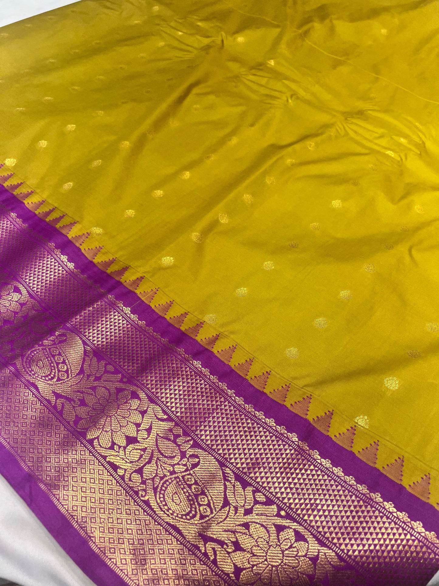 Mehendi Gadwal Semi-Pattu Saree with purple Kanchi Zari Border