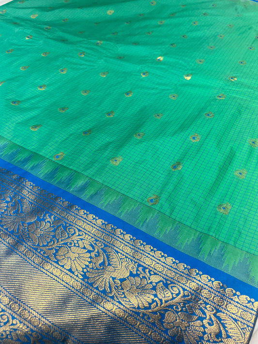 Sea green vintage semi gadwal pattu saree with blue kanchi zari border